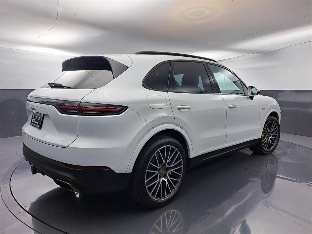 used 2021 Porsche Cayenne E-Hybrid car, priced at $59,900