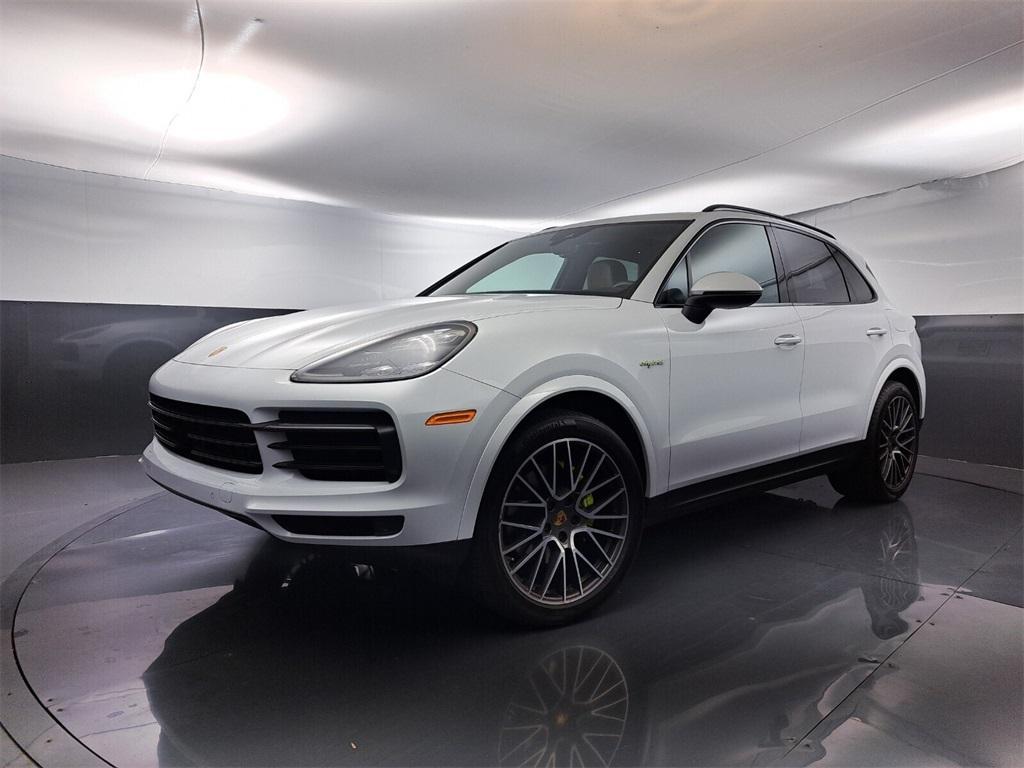 used 2021 Porsche Cayenne E-Hybrid car, priced at $59,900