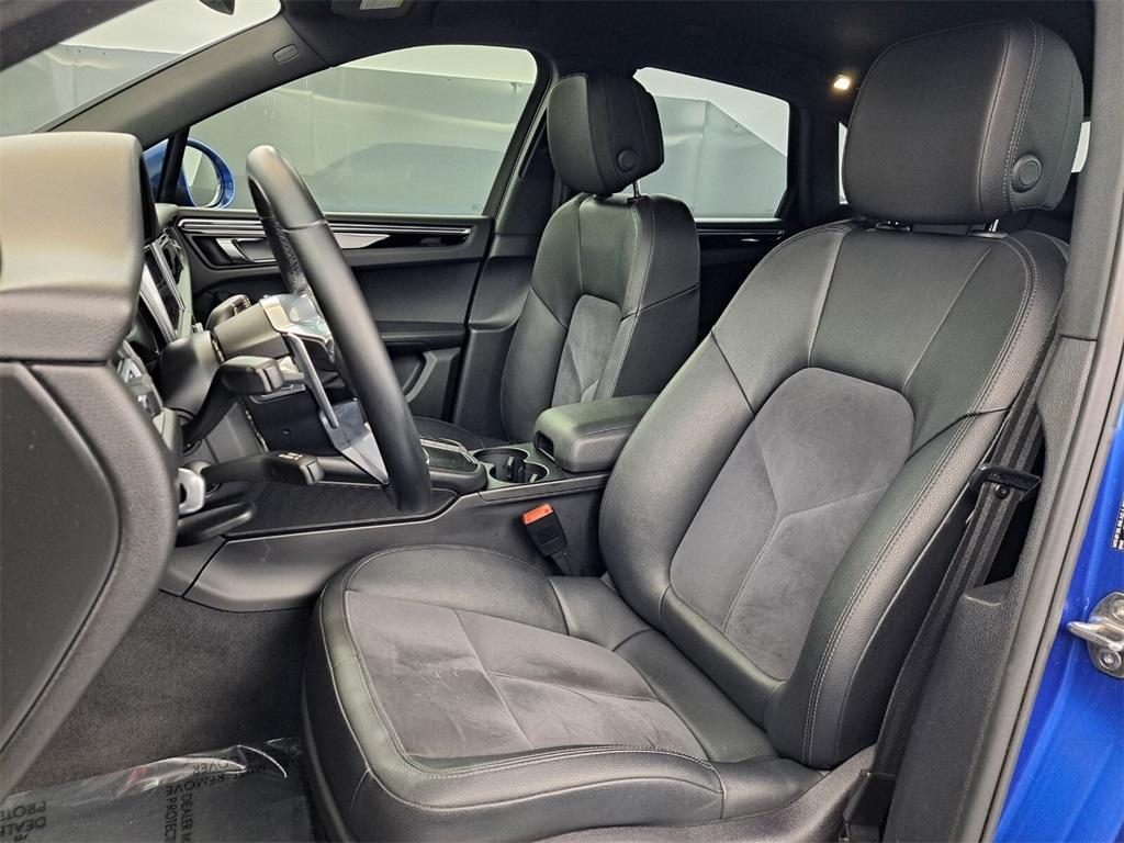 used 2020 Porsche Macan car, priced at $35,400