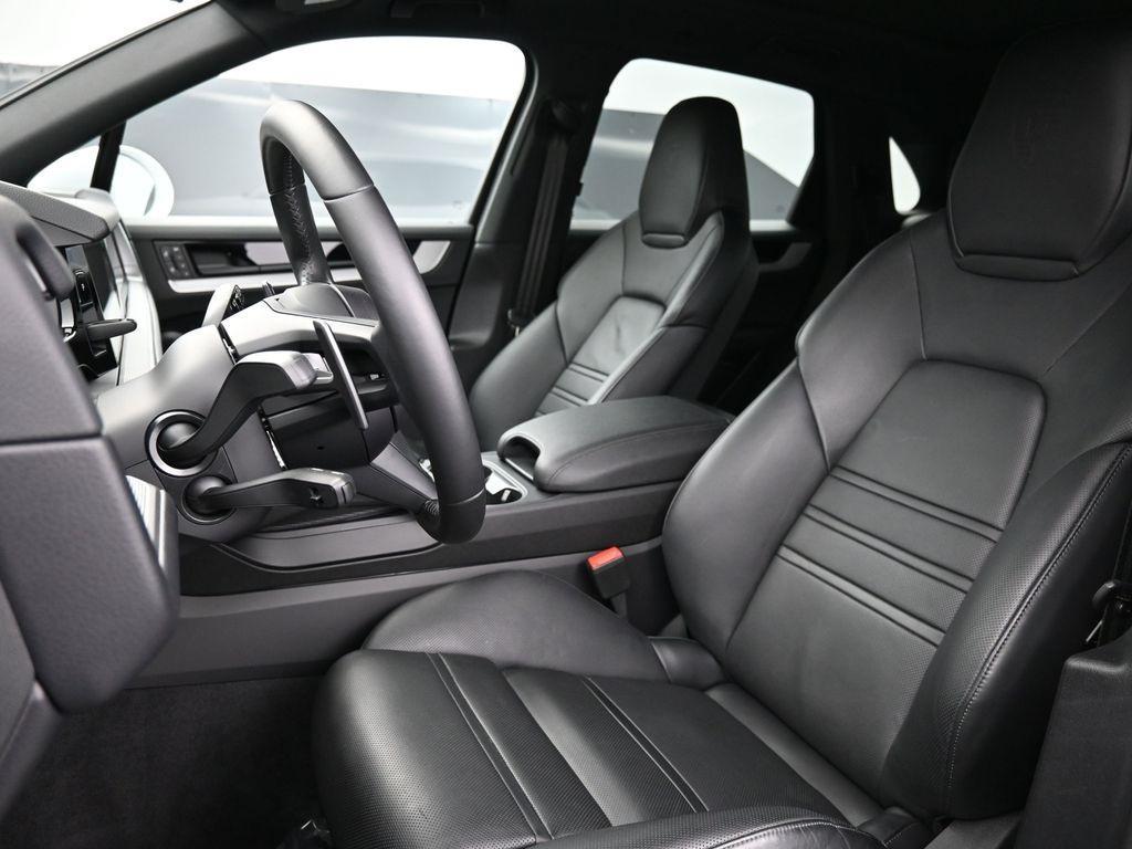 used 2024 Porsche Cayenne car, priced at $79,900