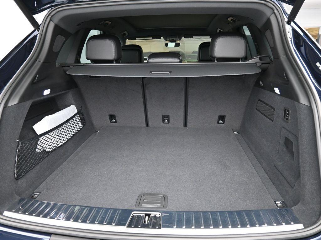 used 2025 Porsche Cayenne car, priced at $125,900