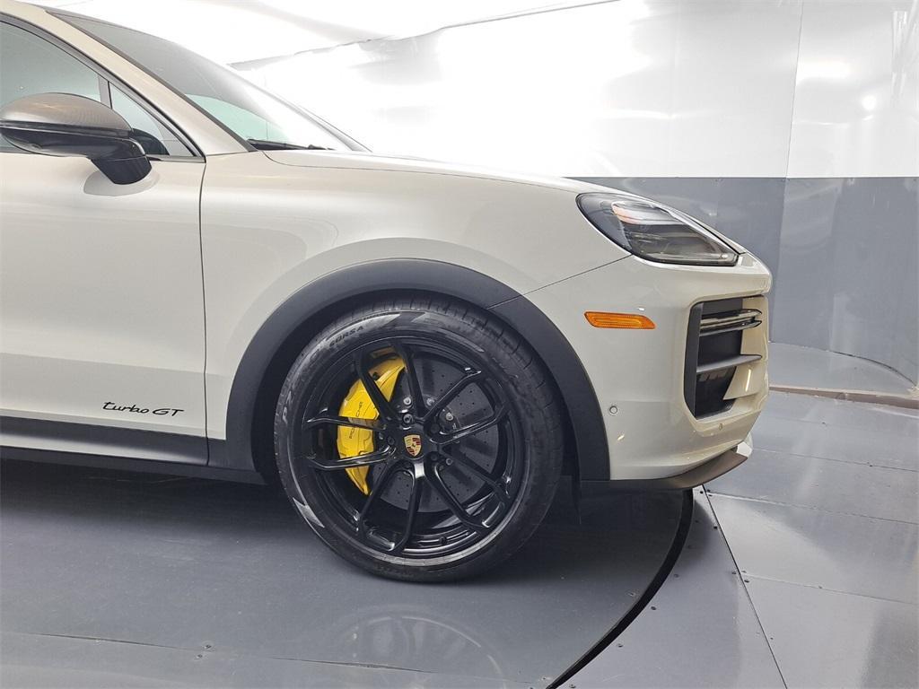 used 2024 Porsche Cayenne car, priced at $199,900