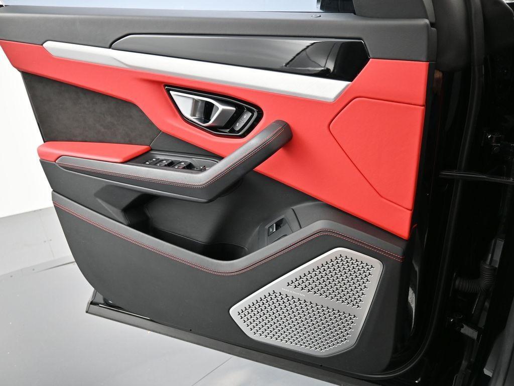 used 2021 Lamborghini Urus car, priced at $209,900