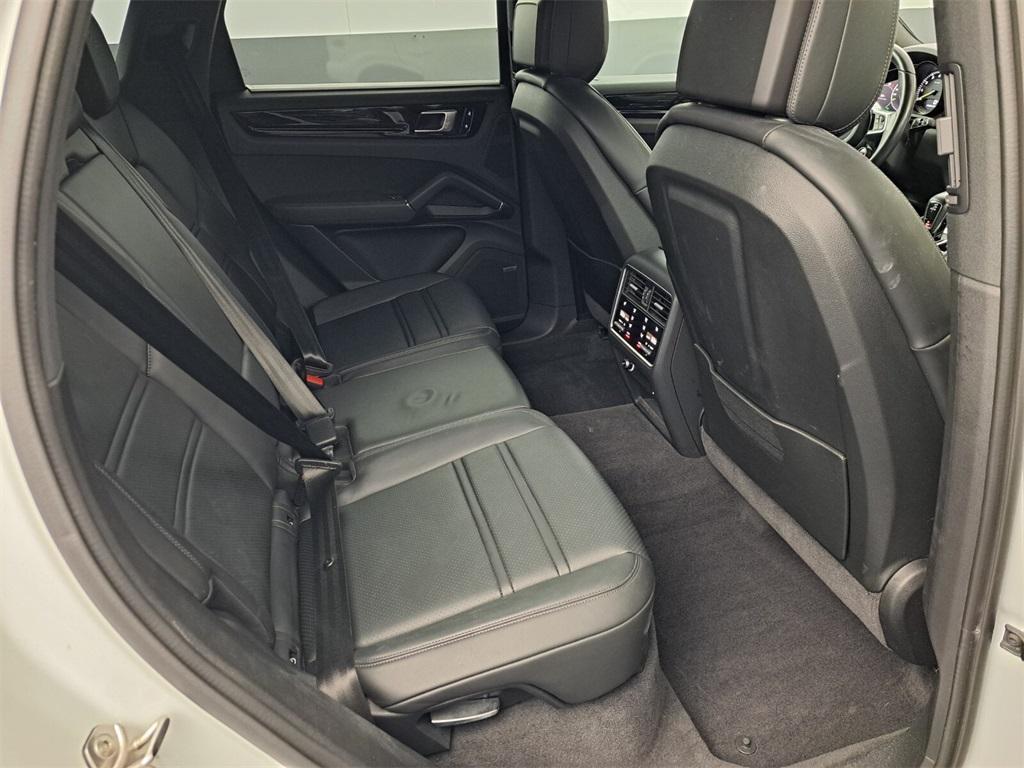 used 2021 Porsche Cayenne E-Hybrid car, priced at $68,500