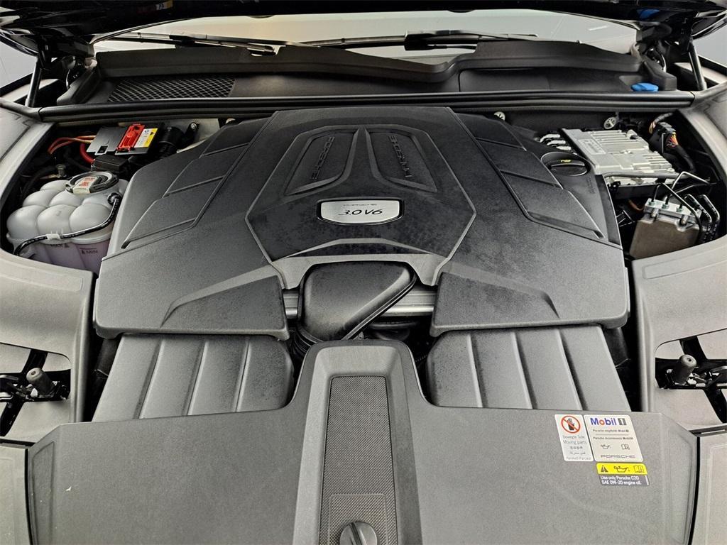 used 2022 Porsche Cayenne car, priced at $76,900
