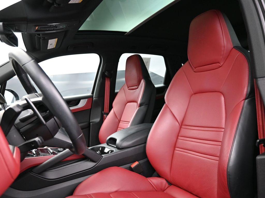 used 2024 Porsche Cayenne car, priced at $101,900