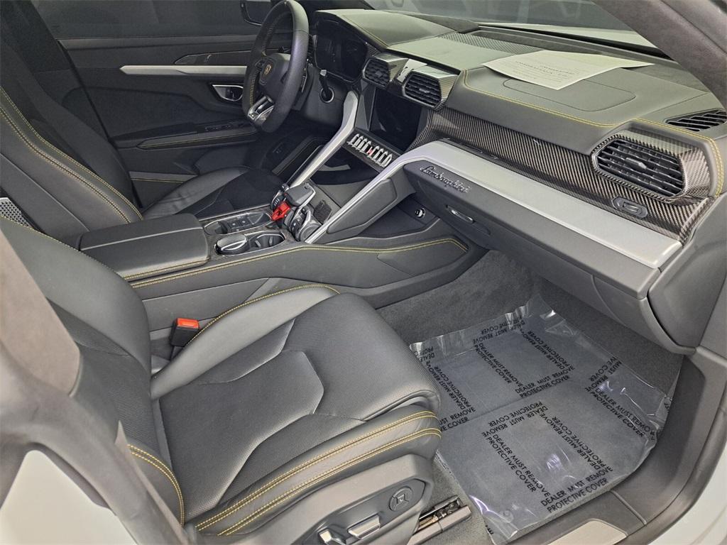 used 2019 Lamborghini Urus car, priced at $161,900