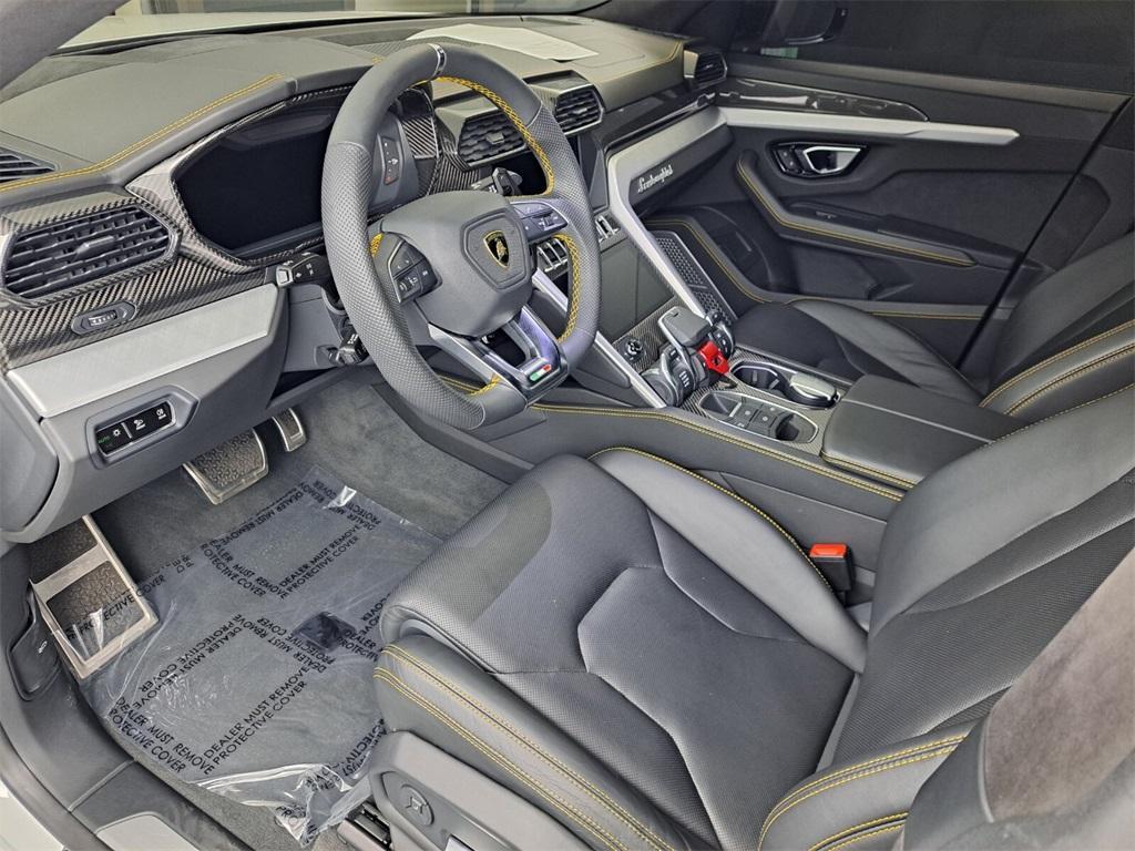 used 2019 Lamborghini Urus car, priced at $161,900