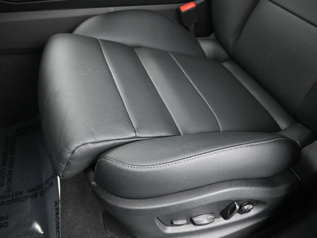 used 2024 Porsche Cayenne car, priced at $92,900