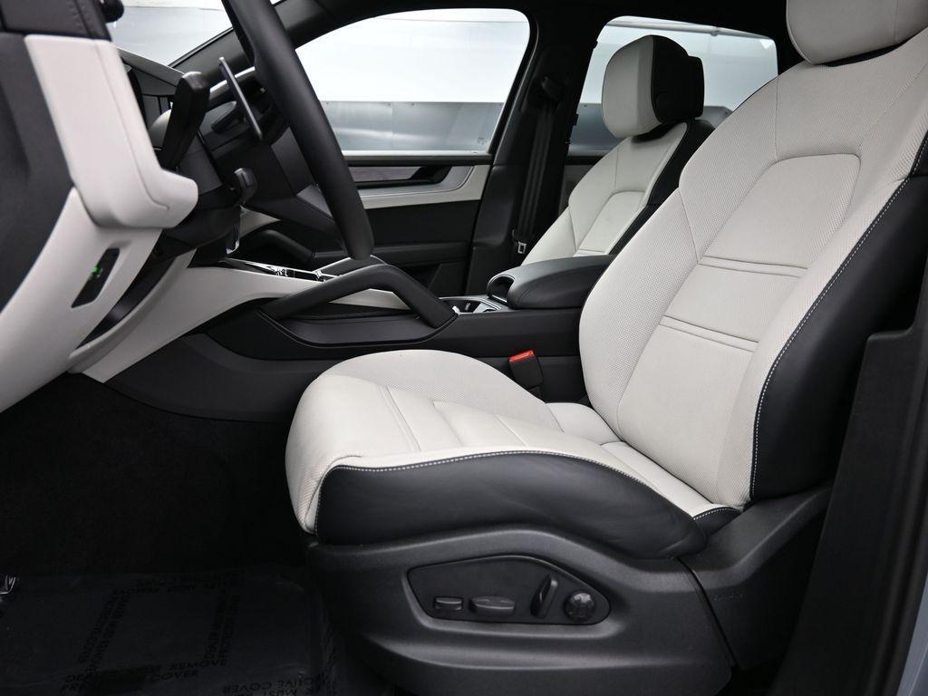 used 2024 Porsche Cayenne car, priced at $104,900