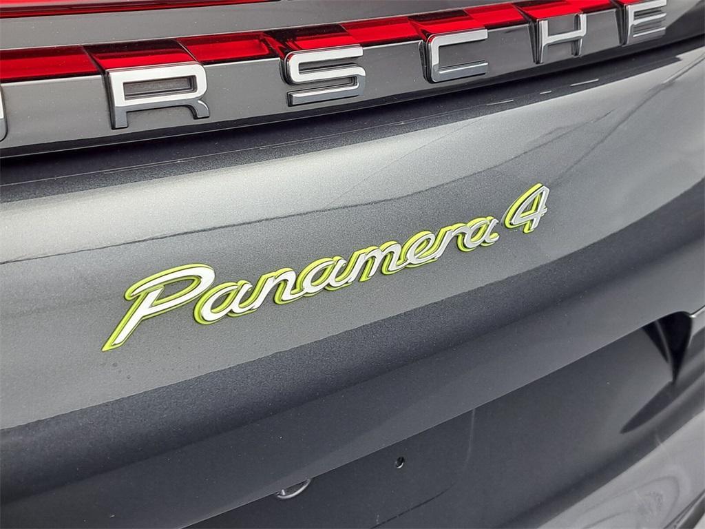 used 2018 Porsche Panamera e-Hybrid car, priced at $54,400