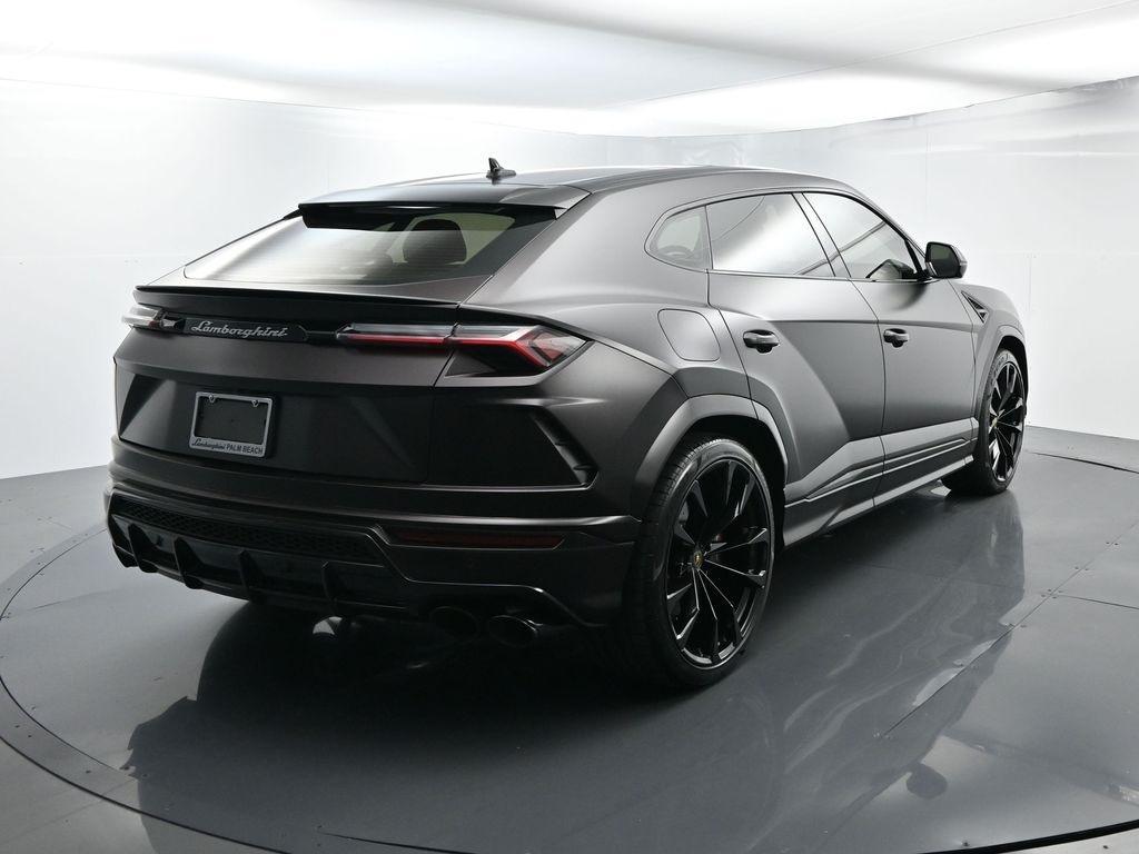used 2021 Lamborghini Urus car, priced at $212,900