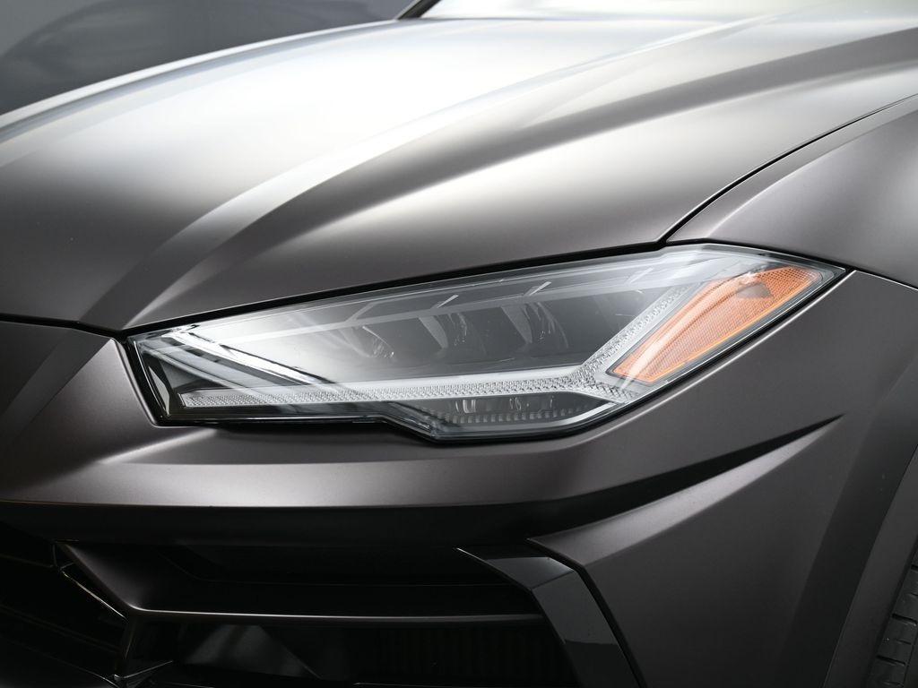 used 2021 Lamborghini Urus car, priced at $212,900