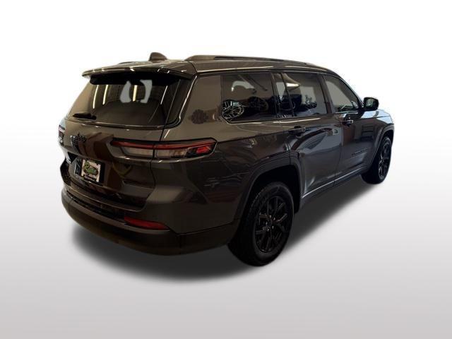 used 2024 Jeep Grand Cherokee L car, priced at $30,599