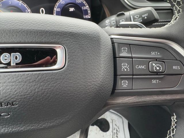new 2025 Jeep Grand Cherokee car, priced at $47,726