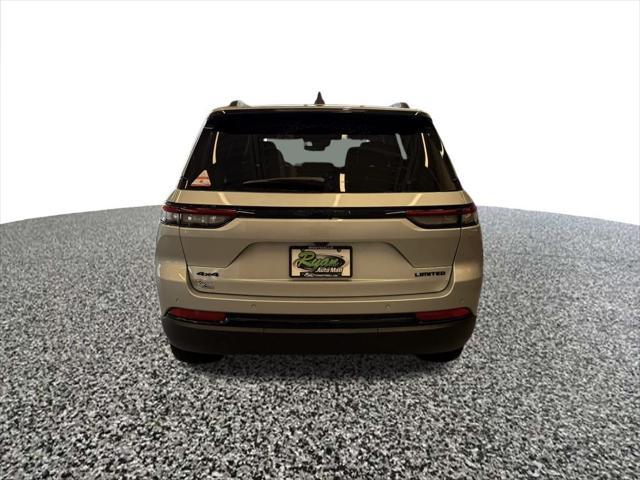 new 2025 Jeep Grand Cherokee car, priced at $49,561