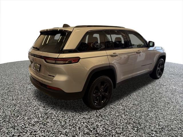 new 2025 Jeep Grand Cherokee car, priced at $49,561