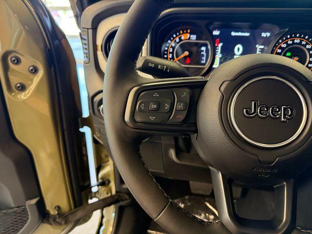 new 2025 Jeep Wrangler car, priced at $47,870