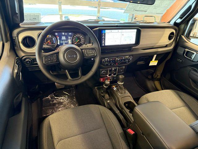 new 2025 Jeep Wrangler car, priced at $47,870