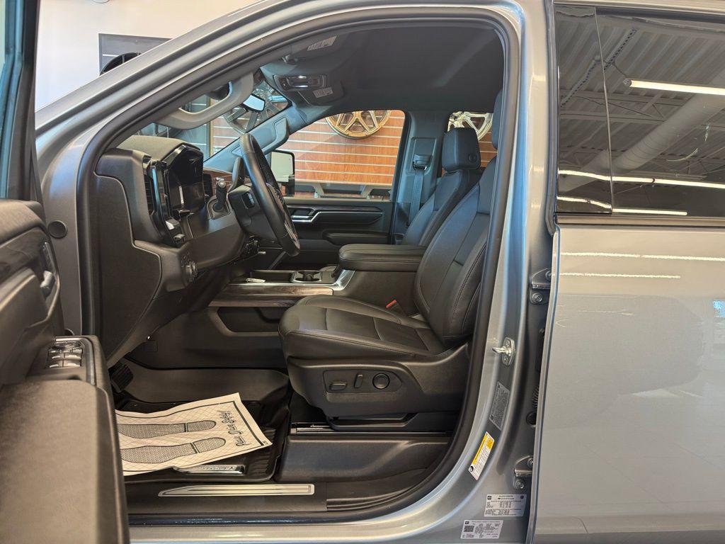 used 2025 Chevrolet Silverado 3500 car, priced at $66,996