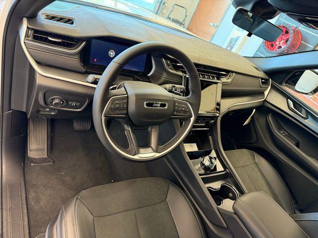 new 2025 Jeep Grand Cherokee L car, priced at $41,733
