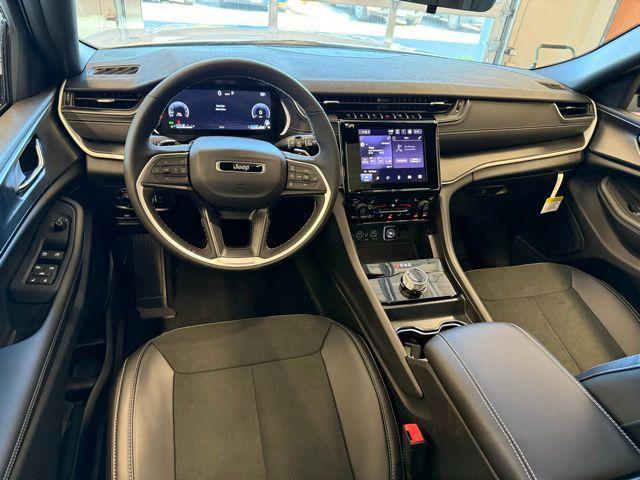 new 2025 Jeep Grand Cherokee L car, priced at $41,733
