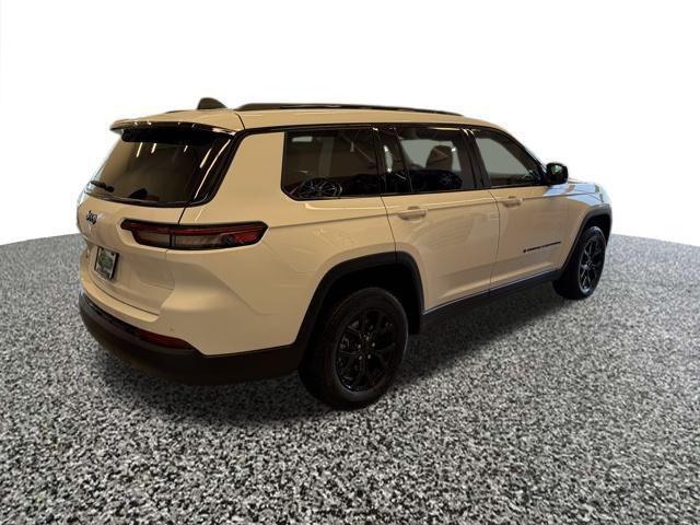 new 2025 Jeep Grand Cherokee L car, priced at $41,733
