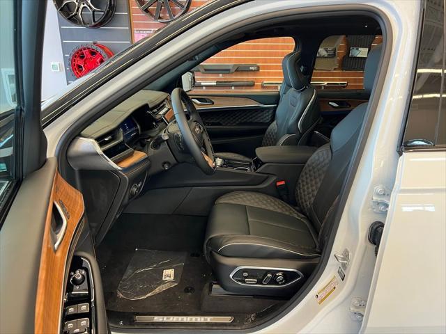 new 2025 Jeep Grand Cherokee car, priced at $64,987