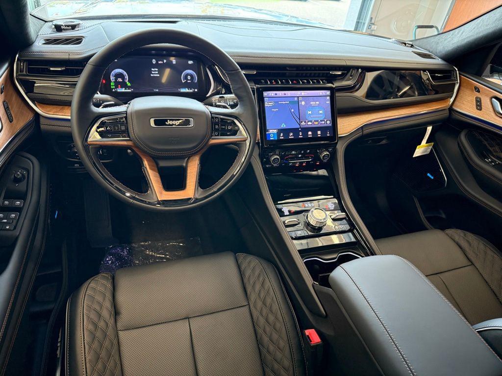 new 2025 Jeep Grand Cherokee car, priced at $63,629