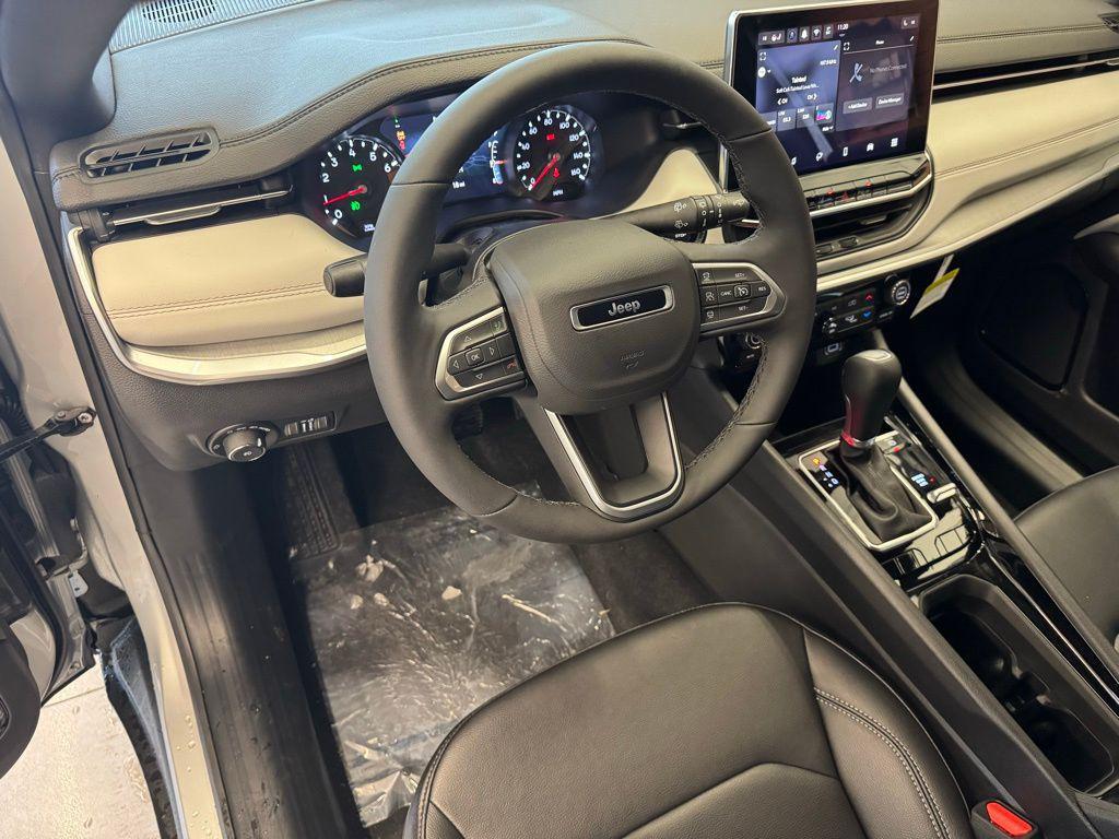 new 2025 Jeep Compass car, priced at $27,497