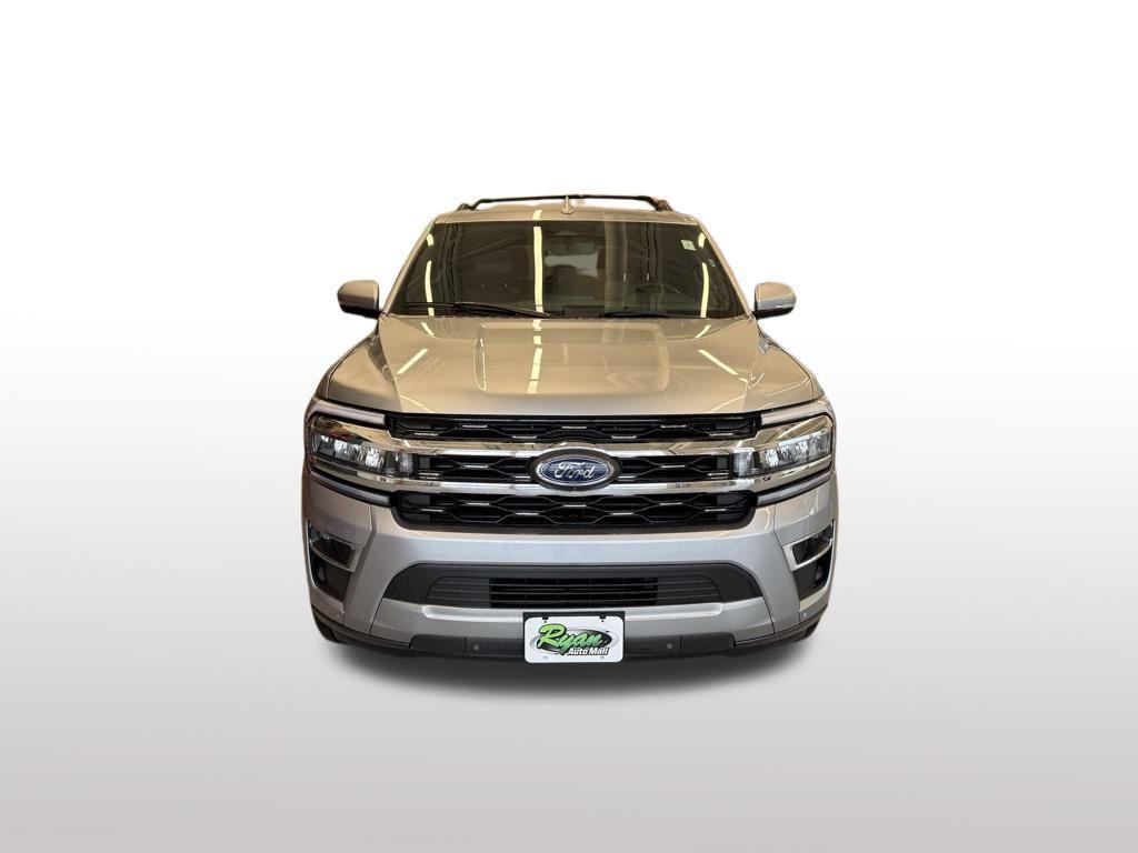 used 2024 Ford Expedition car, priced at $49,299