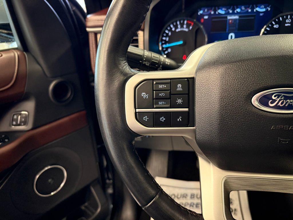 used 2024 Ford Expedition car, priced at $49,299