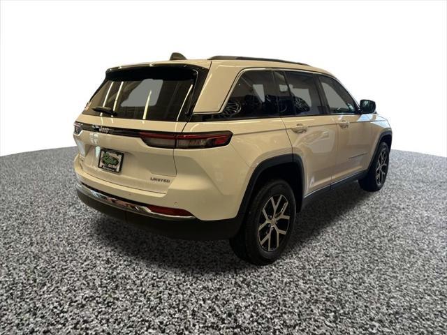 new 2025 Jeep Grand Cherokee car, priced at $43,195