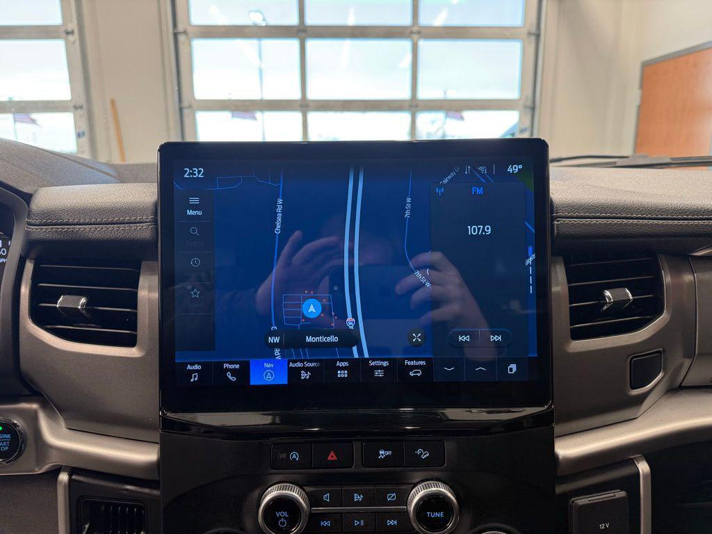 used 2023 Ford Expedition car, priced at $40,499