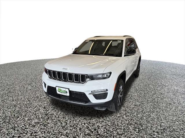new 2025 Jeep Grand Cherokee car, priced at $40,711