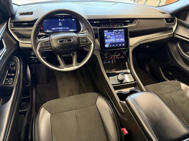 used 2024 Jeep Grand Cherokee car, priced at $35,997