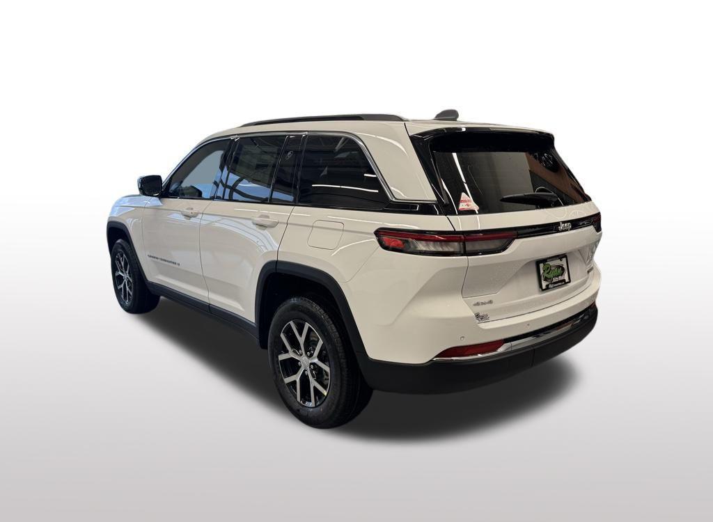 new 2025 Jeep Grand Cherokee car, priced at $43,752