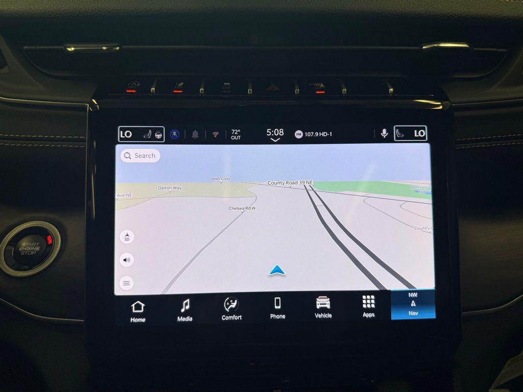 new 2025 Jeep Grand Cherokee car, priced at $43,752