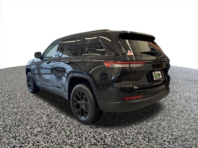 used 2024 Jeep Grand Cherokee car, priced at $35,997