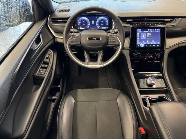 used 2024 Jeep Grand Cherokee car, priced at $35,997