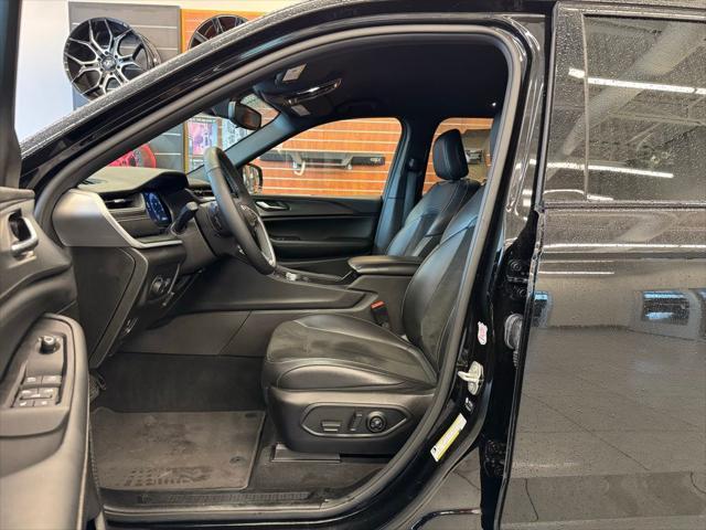 used 2024 Jeep Grand Cherokee car, priced at $35,997