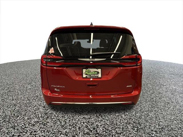 new 2025 Chrysler Pacifica car, priced at $44,635