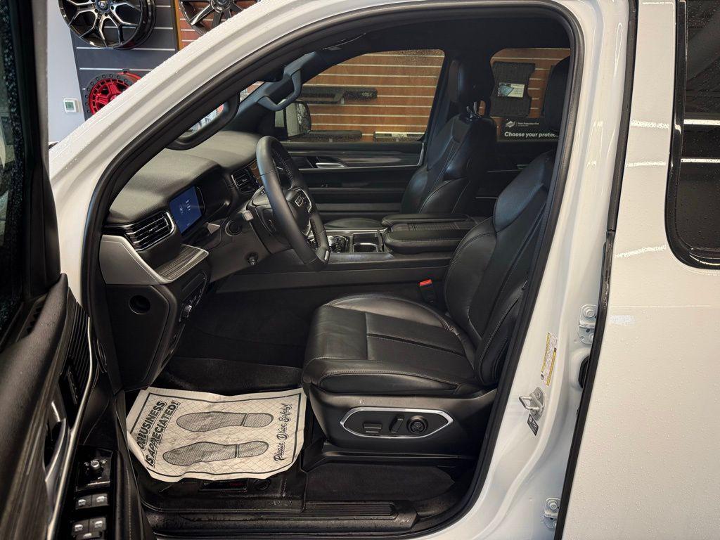 used 2022 Jeep Wagoneer car, priced at $44,997