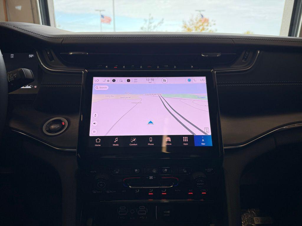 new 2025 Jeep Grand Cherokee car, priced at $58,983