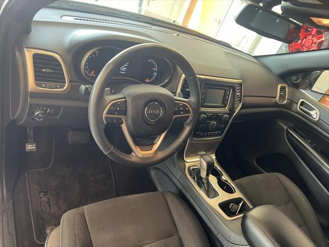 used 2016 Jeep Grand Cherokee car, priced at $17,425