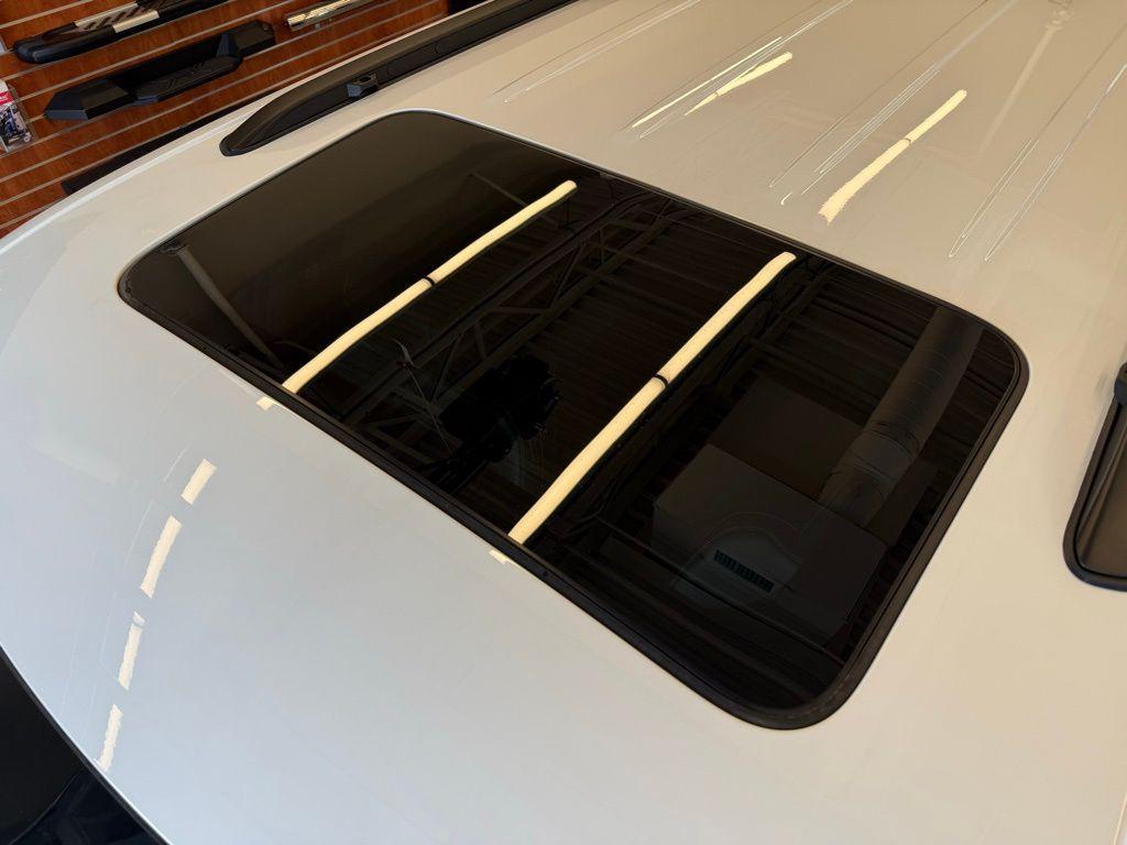 new 2025 Jeep Grand Cherokee car, priced at $40,929