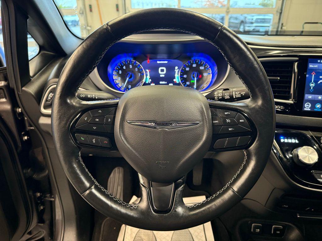 used 2020 Chrysler Pacifica car, priced at $15,499