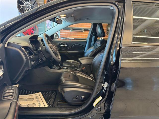 used 2022 Jeep Cherokee car, priced at $26,997