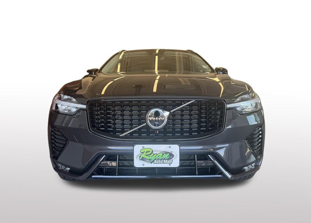 used 2024 Volvo XC60 car, priced at $38,997