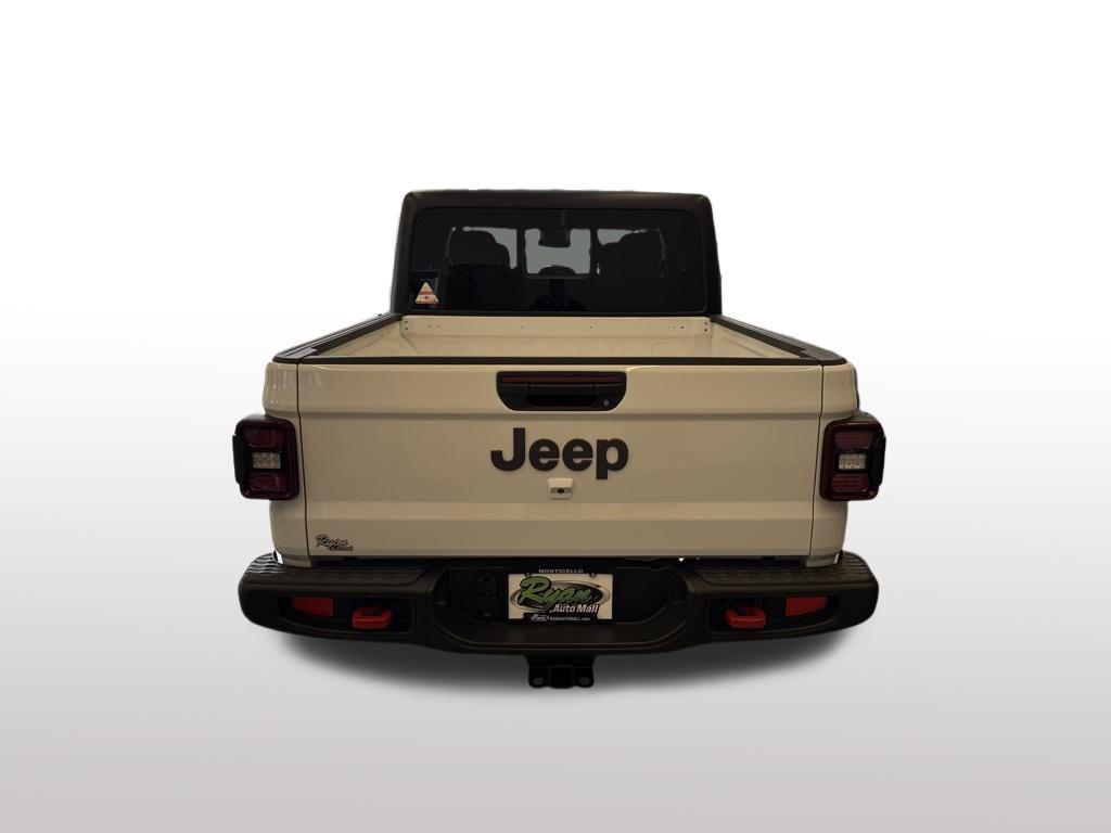 new 2025 Jeep Gladiator car, priced at $45,985